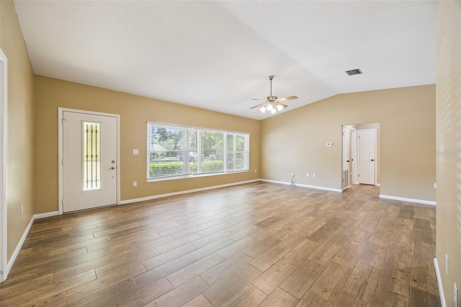 80 WHITCOMB AVE, UMATILLA, FL — photo 7