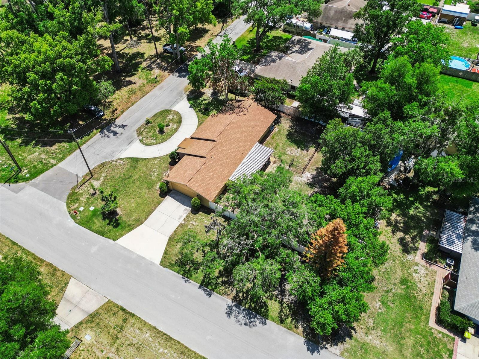 80 WHITCOMB AVE, UMATILLA, FL — photo 37