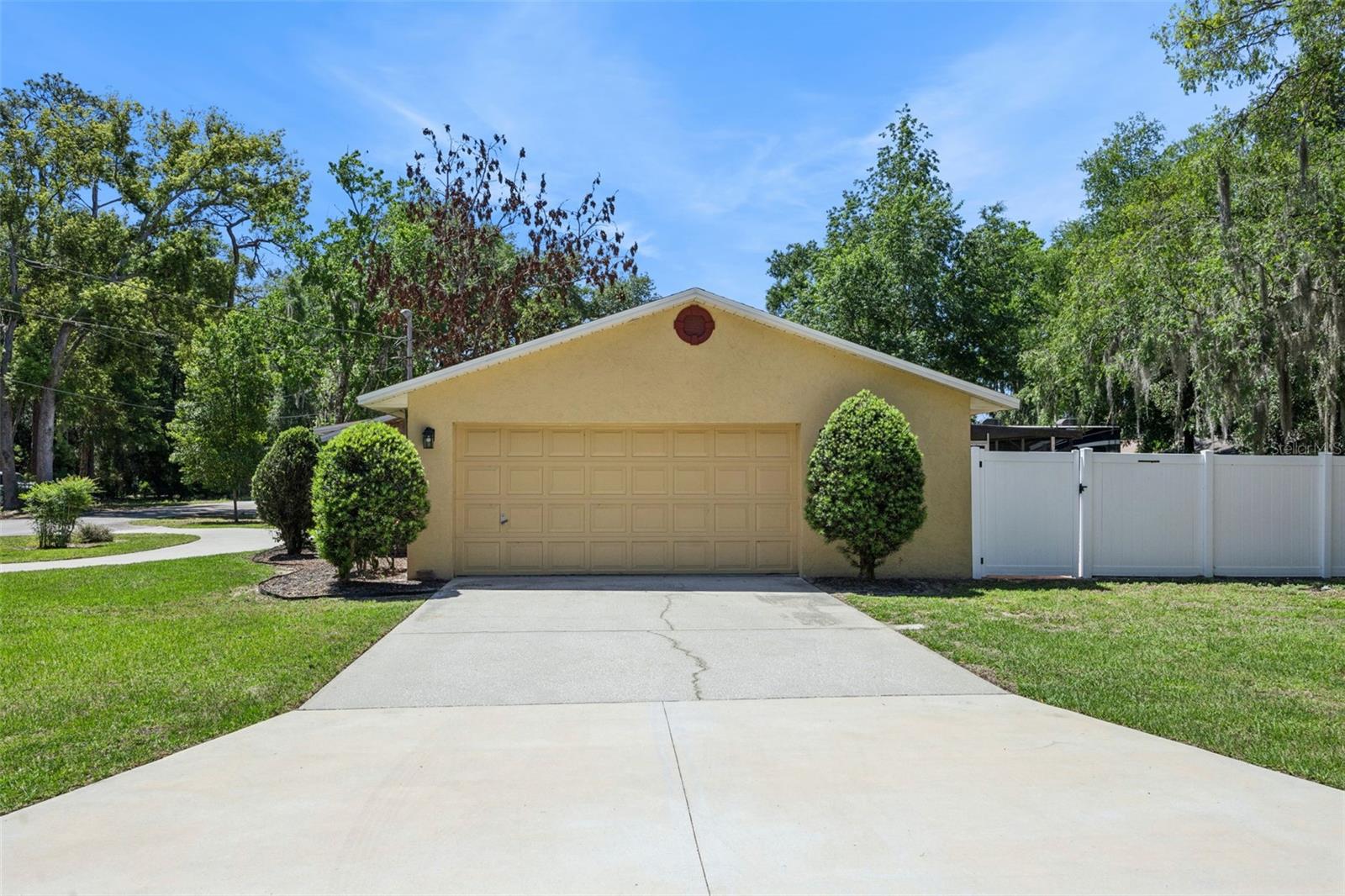 80 WHITCOMB AVE, UMATILLA, FL — photo 90