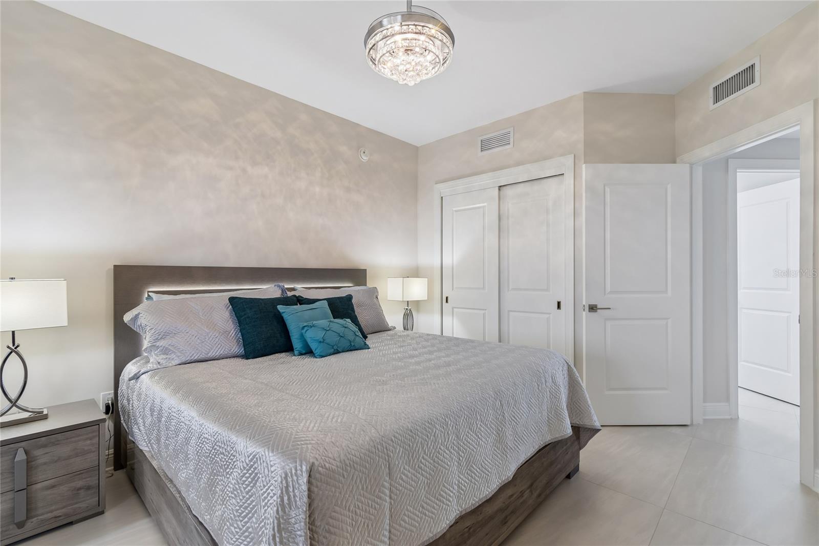 5823 BOWEN DANIEL DR #1103, TAMPA, FL — photo 29