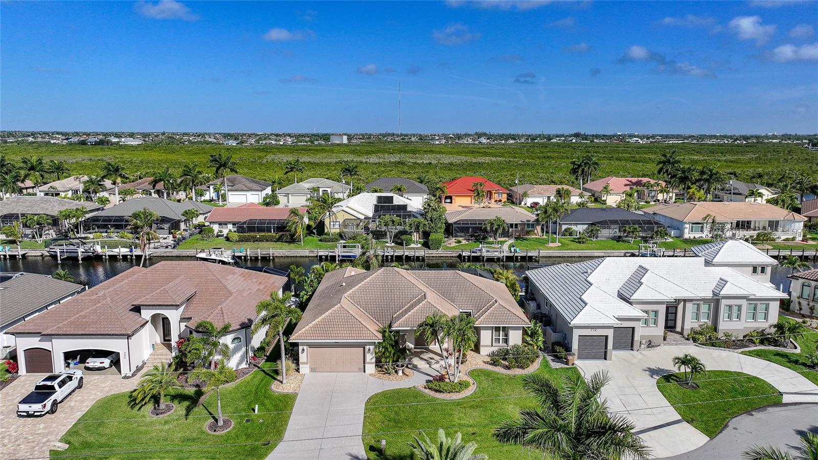 718 ANTALYA CT, PUNTA GORDA, FL — photo 2