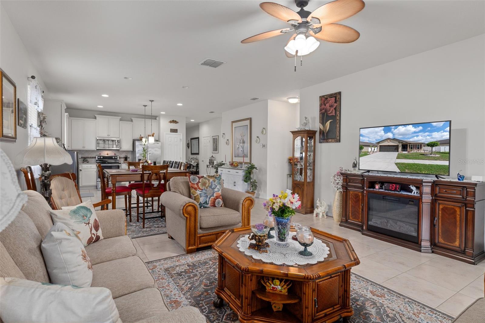 2058 TRILLIUM BLVD, BROOKSVILLE, FL — photo 25