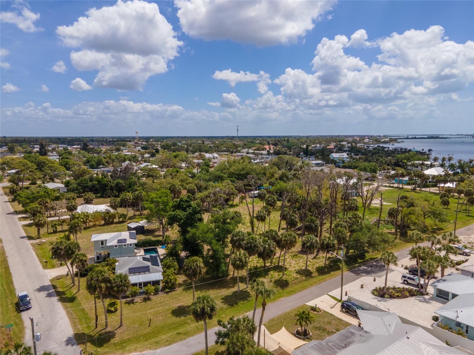 W COWLES ST, ENGLEWOOD, FL — photo 10