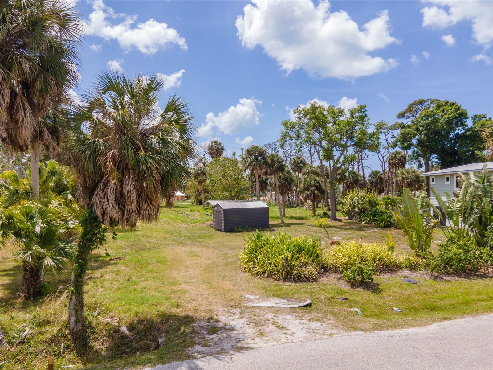 W COWLES ST, ENGLEWOOD, FL — photo 13