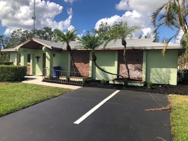 795 CRESTVIEW CIR NW, PORT CHARLOTTE, FL
