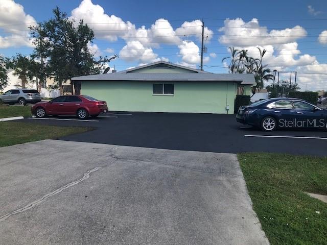 795 CRESTVIEW CIR NW, PORT CHARLOTTE, FL — photo 4