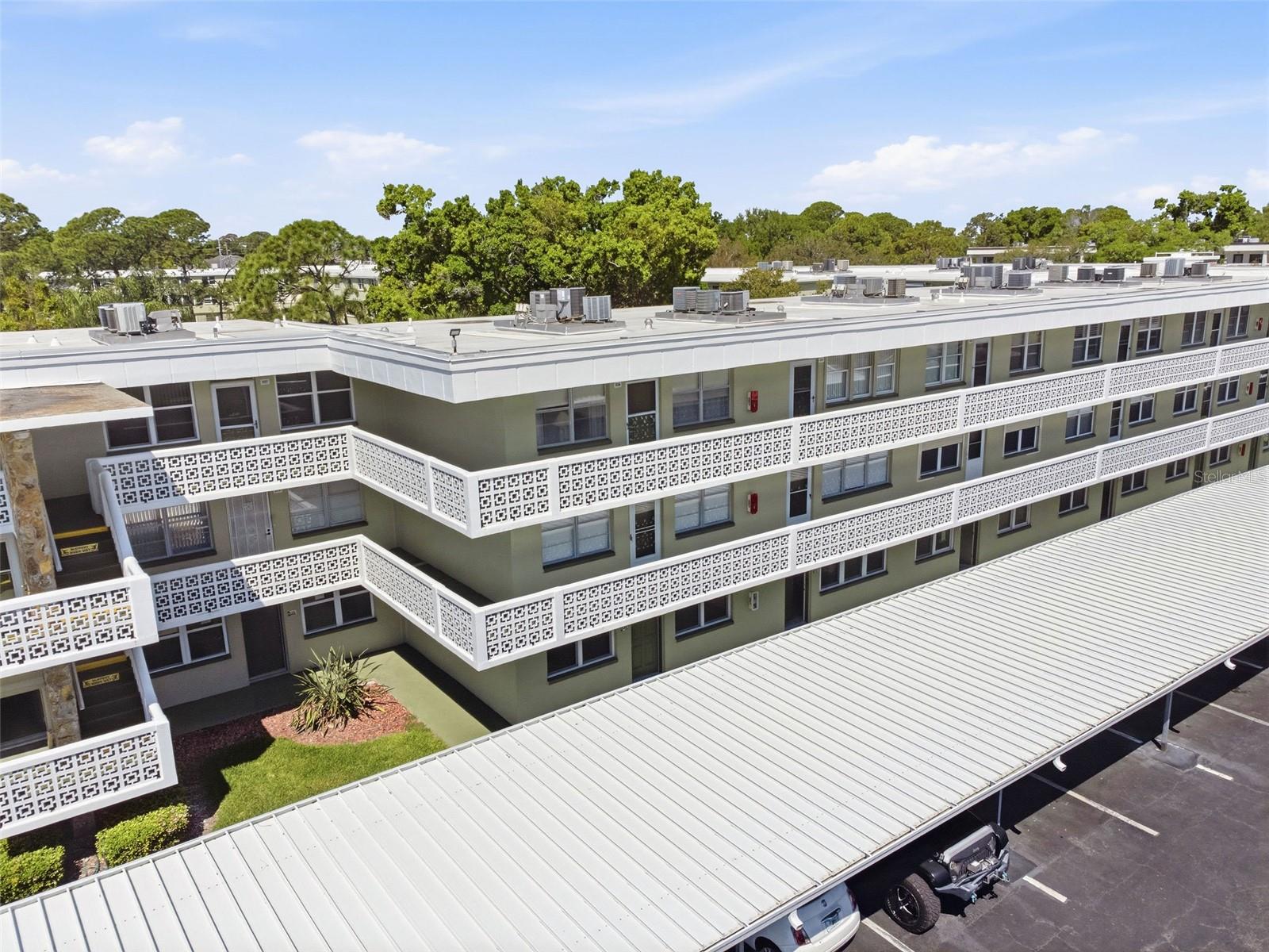 4890 BAY ST NE #326, ST PETERSBURG, FL