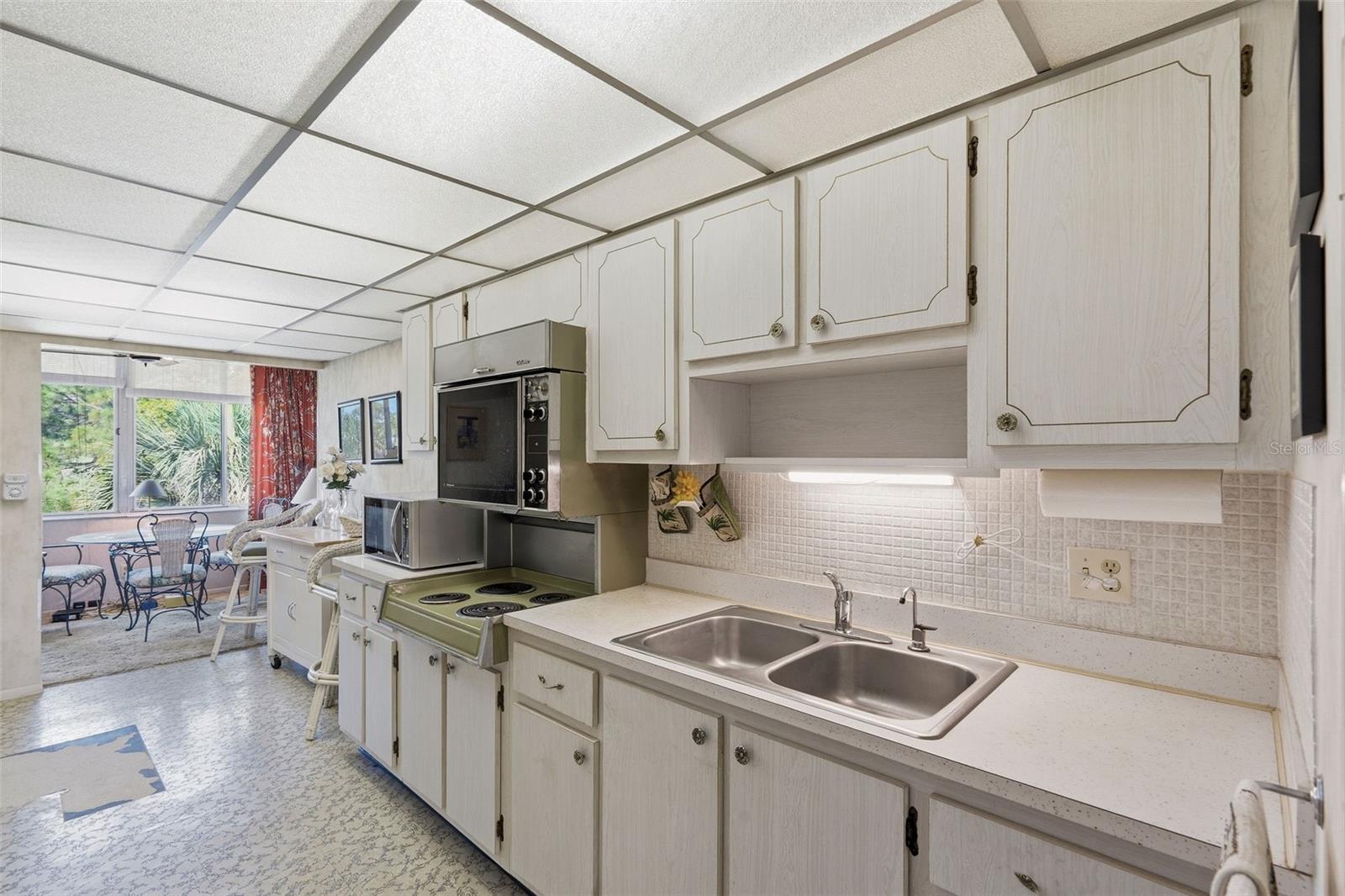 4890 BAY ST NE #326, ST PETERSBURG, FL — photo 7
