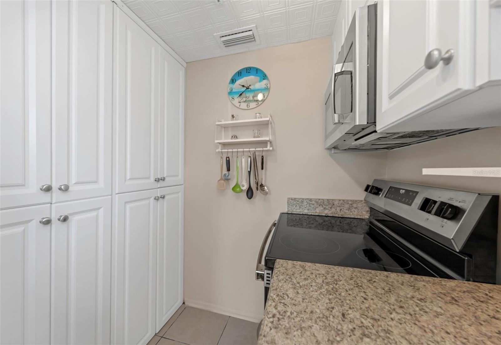 2600 N PAULA DR #12D, DUNEDIN, FL — photo 17