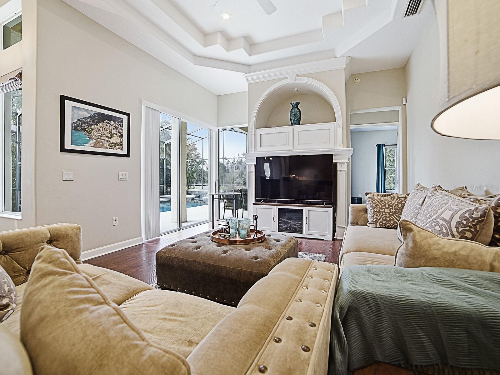 9926 SANTA BARBARA CT, HOWEY IN THE HILLS, FL — photo 37