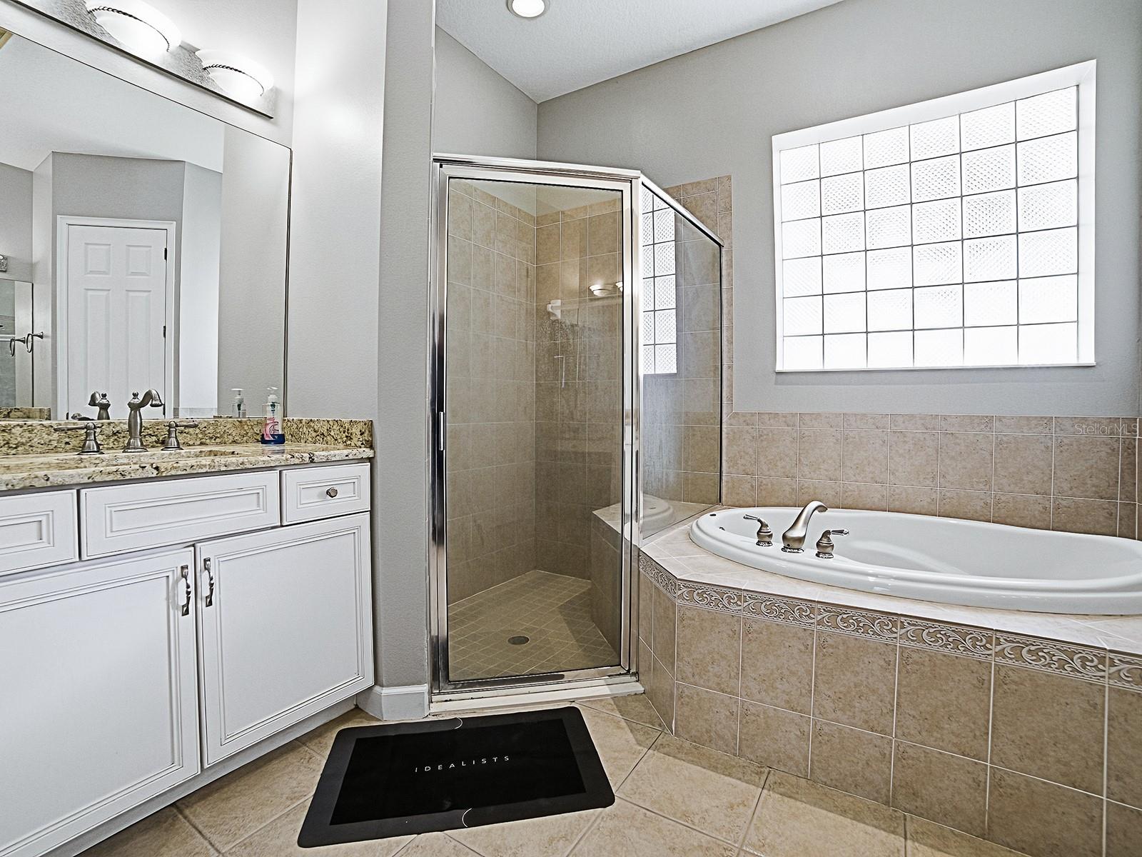 9926 SANTA BARBARA CT, HOWEY IN THE HILLS, FL — photo 67