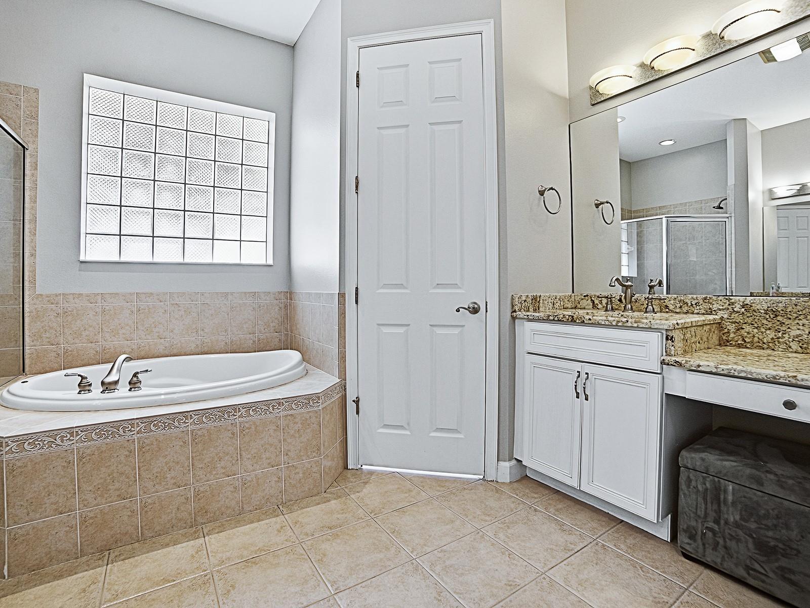 9926 SANTA BARBARA CT, HOWEY IN THE HILLS, FL — photo 69