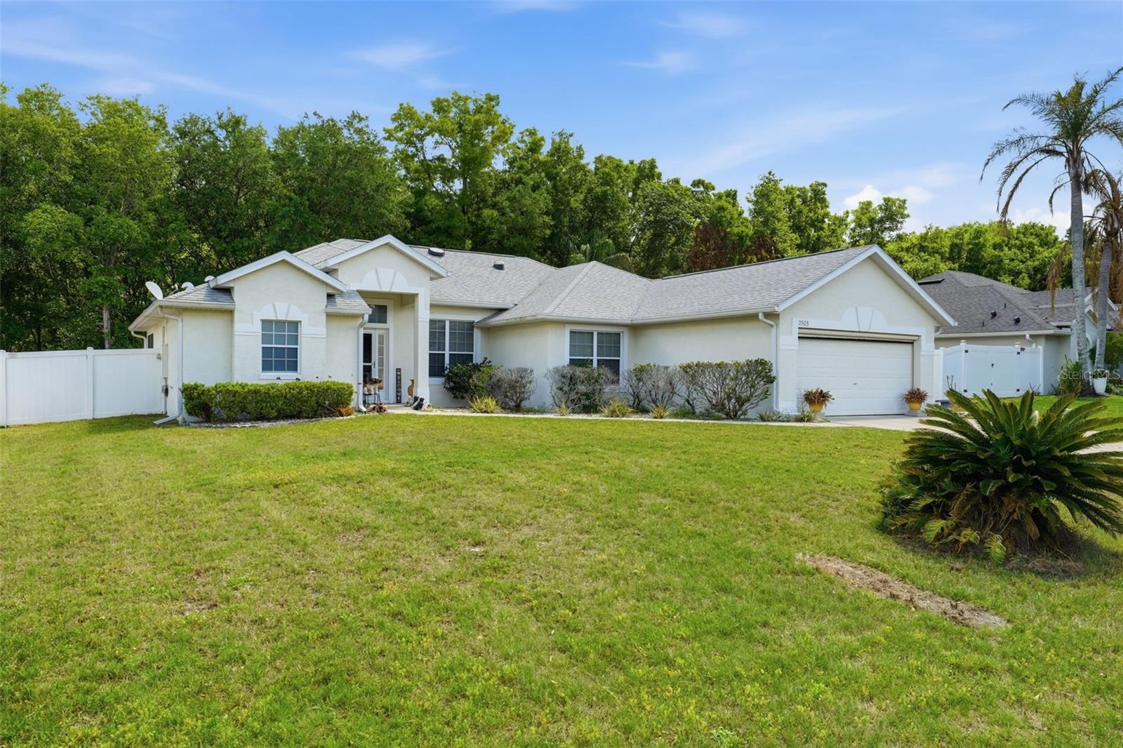 2503 GABLES DR, EUSTIS, FL