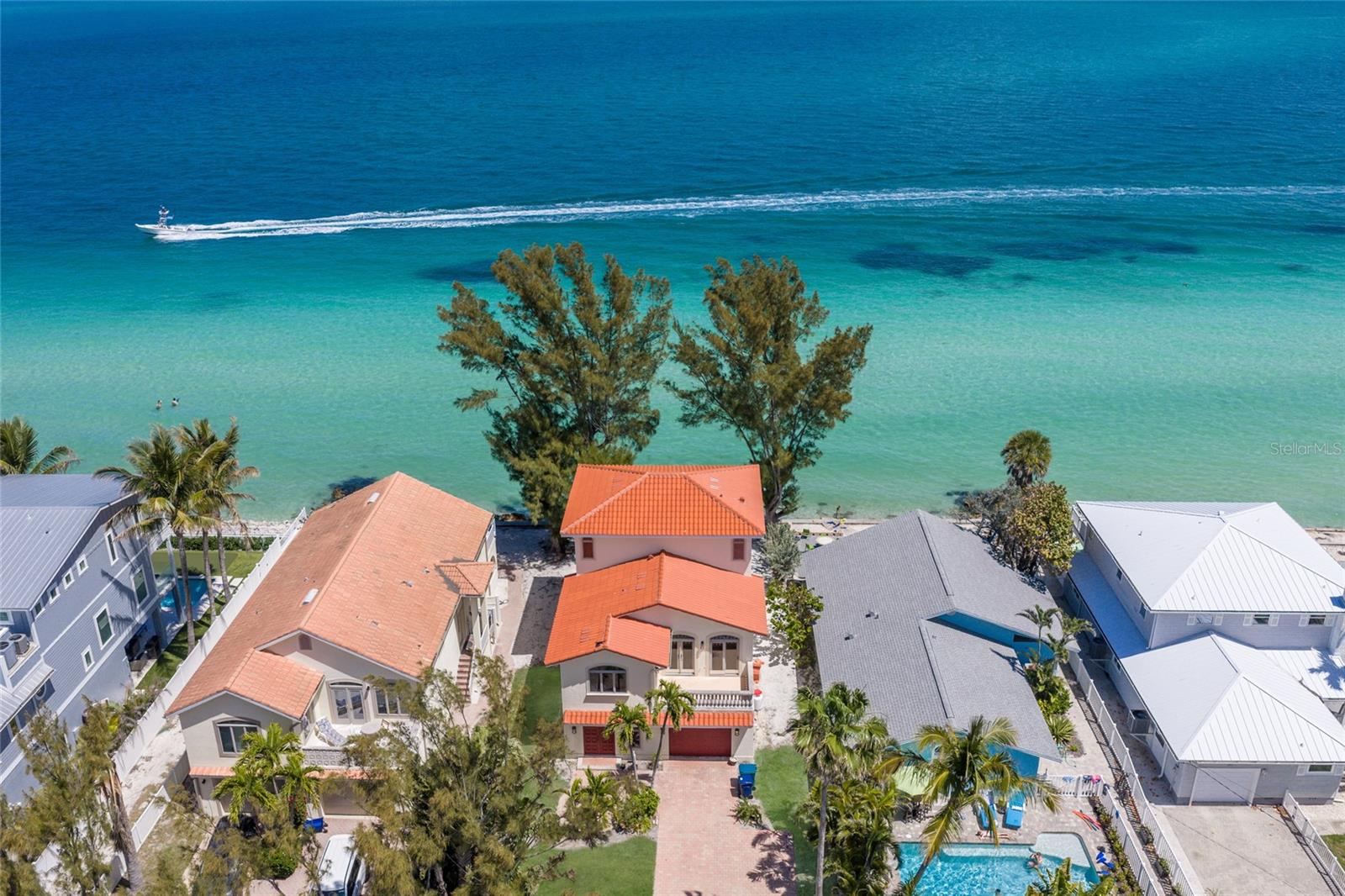 889 N SHORE DR, ANNA MARIA, FL
