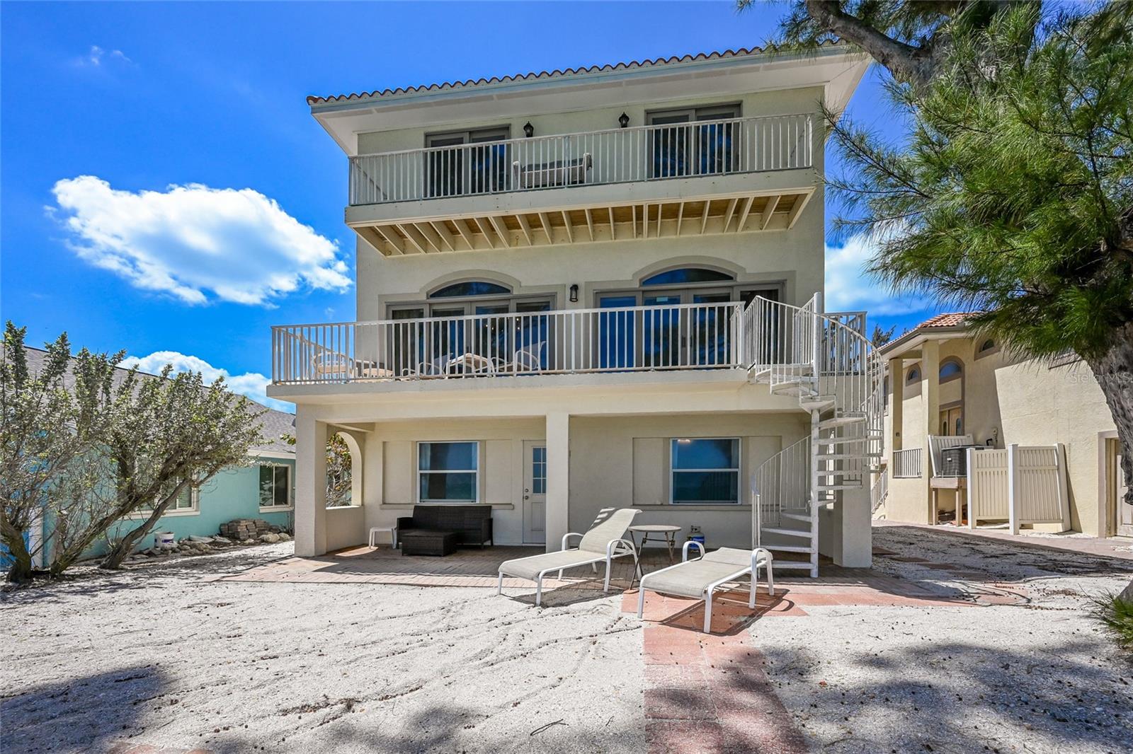 889 N SHORE DR, ANNA MARIA, FL — photo 37