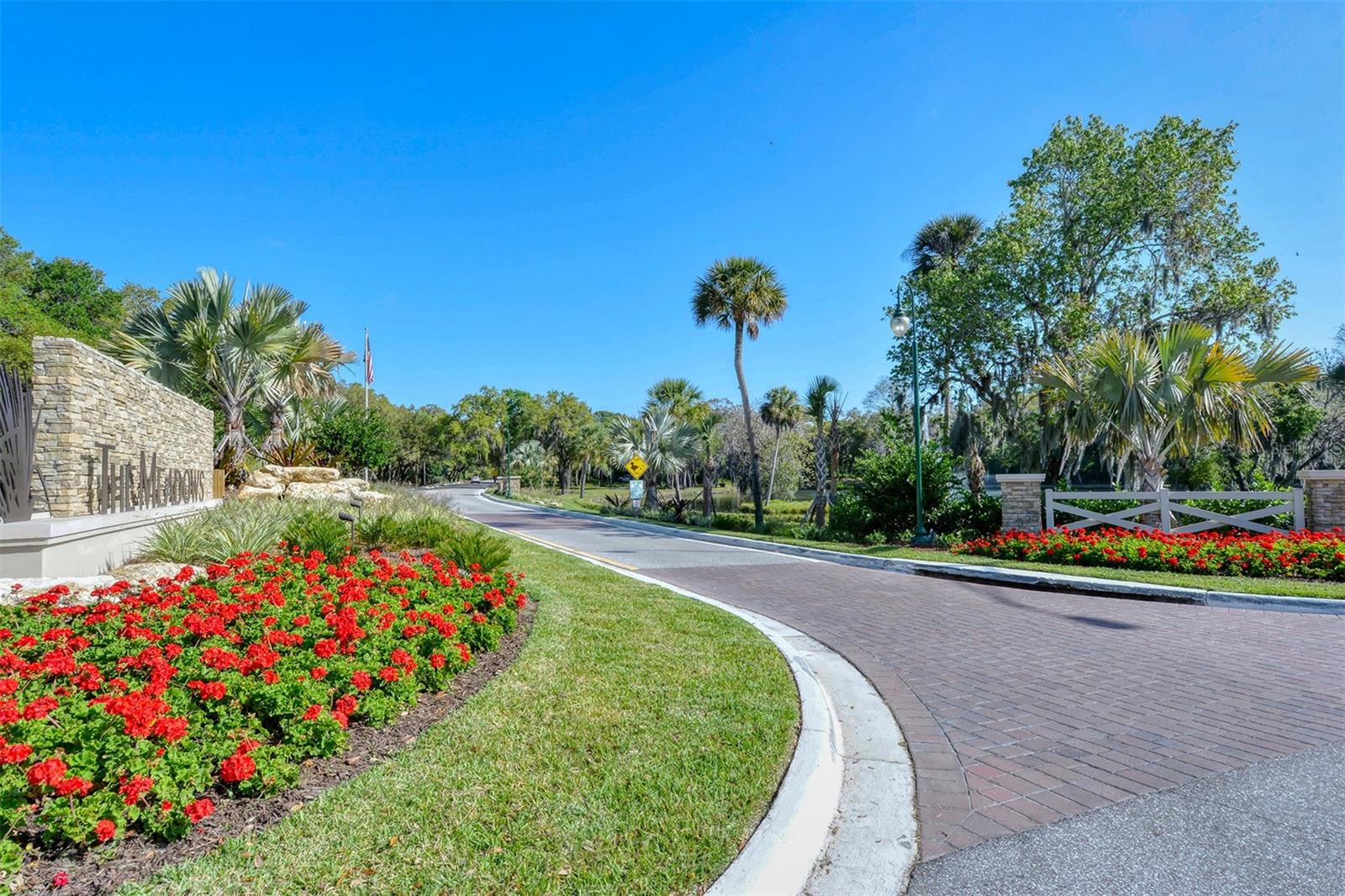 3545 LONGMEADOW #23, SARASOTA, FL — photo 41