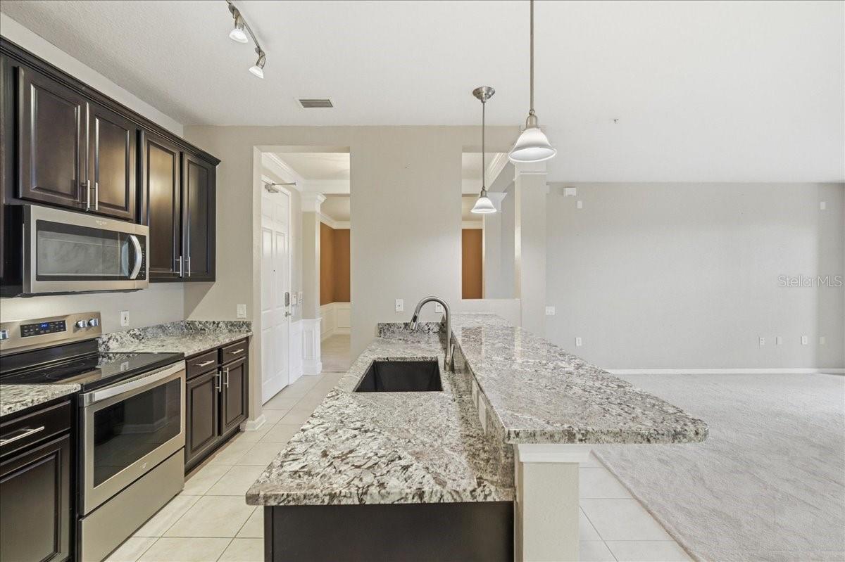 7903 SEMINOLE BLVD #2305, SEMINOLE, FL — photo 11