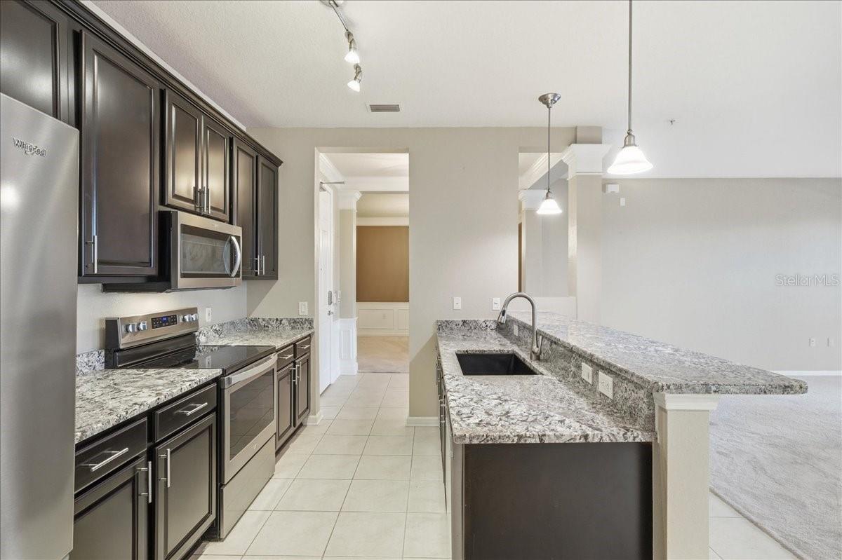 7903 SEMINOLE BLVD #2305, SEMINOLE, FL — photo 12