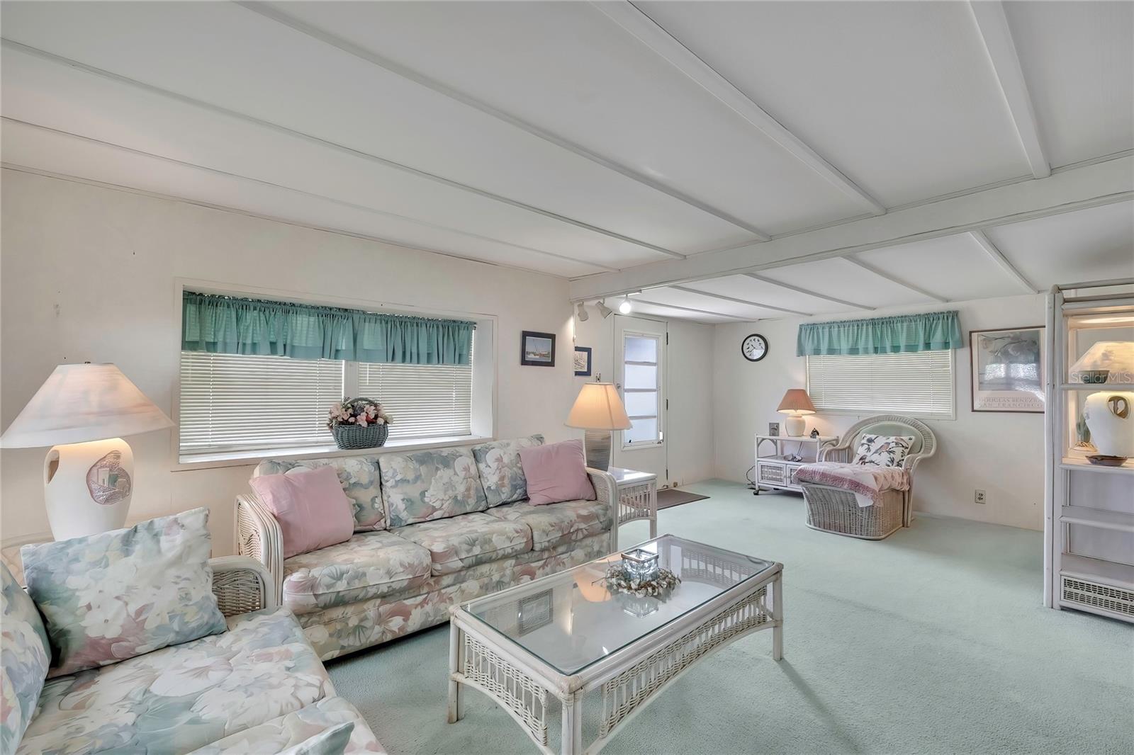 37 WILLIAM PENN WAY #13, PALM HARBOR, FL — photo 3