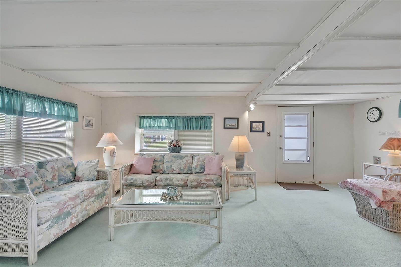37 WILLIAM PENN WAY #13, PALM HARBOR, FL — photo 4