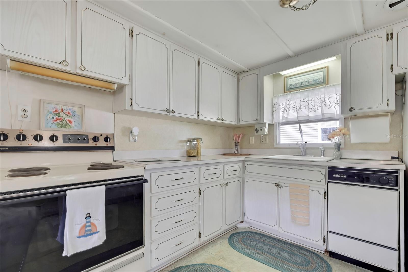 37 WILLIAM PENN WAY #13, PALM HARBOR, FL — photo 9