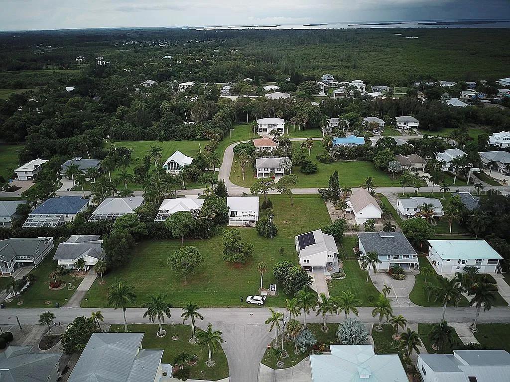 7883 BREAKWATER CT, BOKEELIA, FL — photo 3