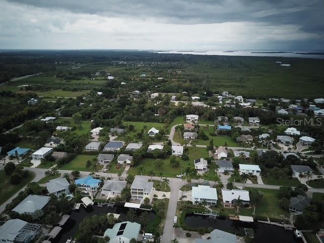 7883 BREAKWATER CT, BOKEELIA, FL — photo 8