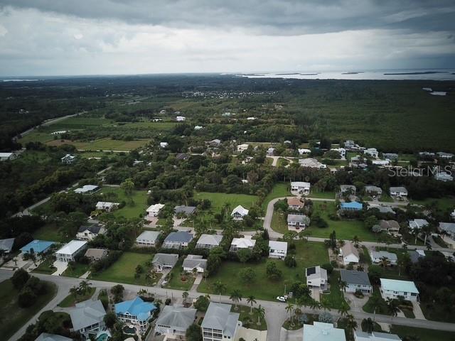 7883 BREAKWATER CT, BOKEELIA, FL — photo 9