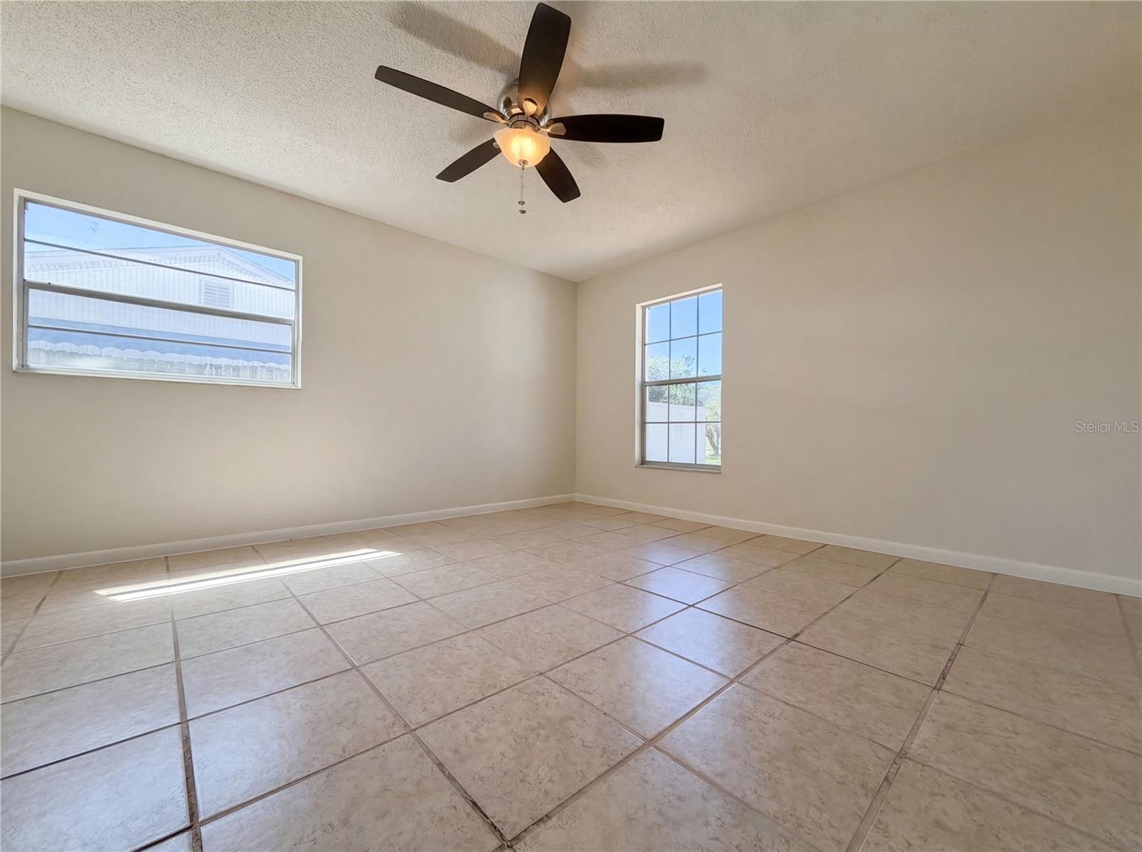 909 WINCHESTER CT, BRANDON, FL — photo 9
