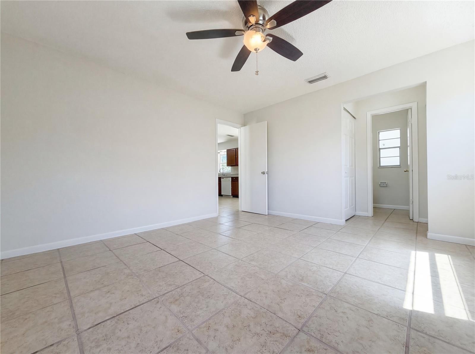 909 WINCHESTER CT, BRANDON, FL — photo 10