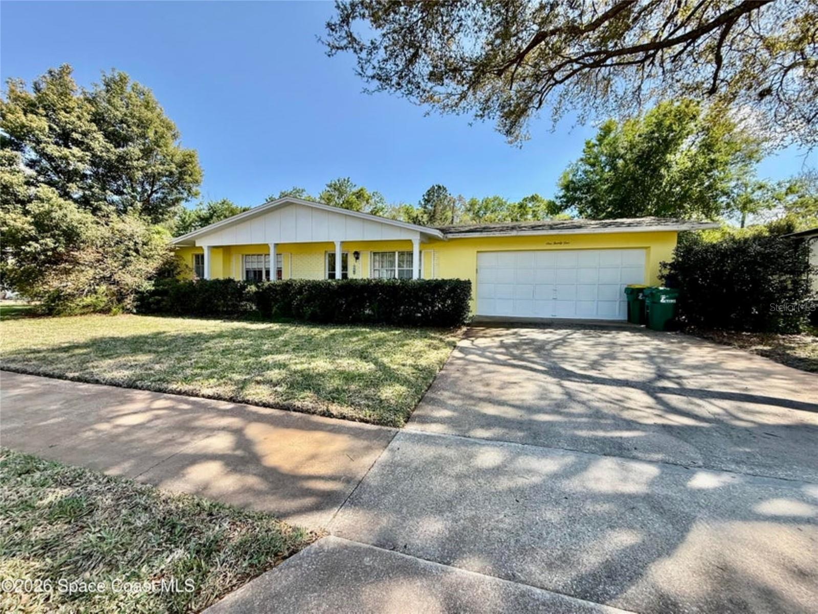 121 MAPLEWOOD DR, TITUSVILLE, FL — photo 2