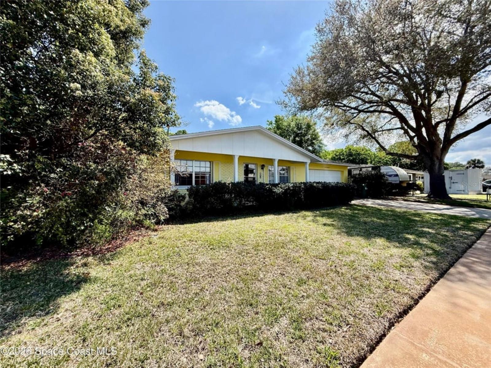 121 MAPLEWOOD DR, TITUSVILLE, FL — photo 3