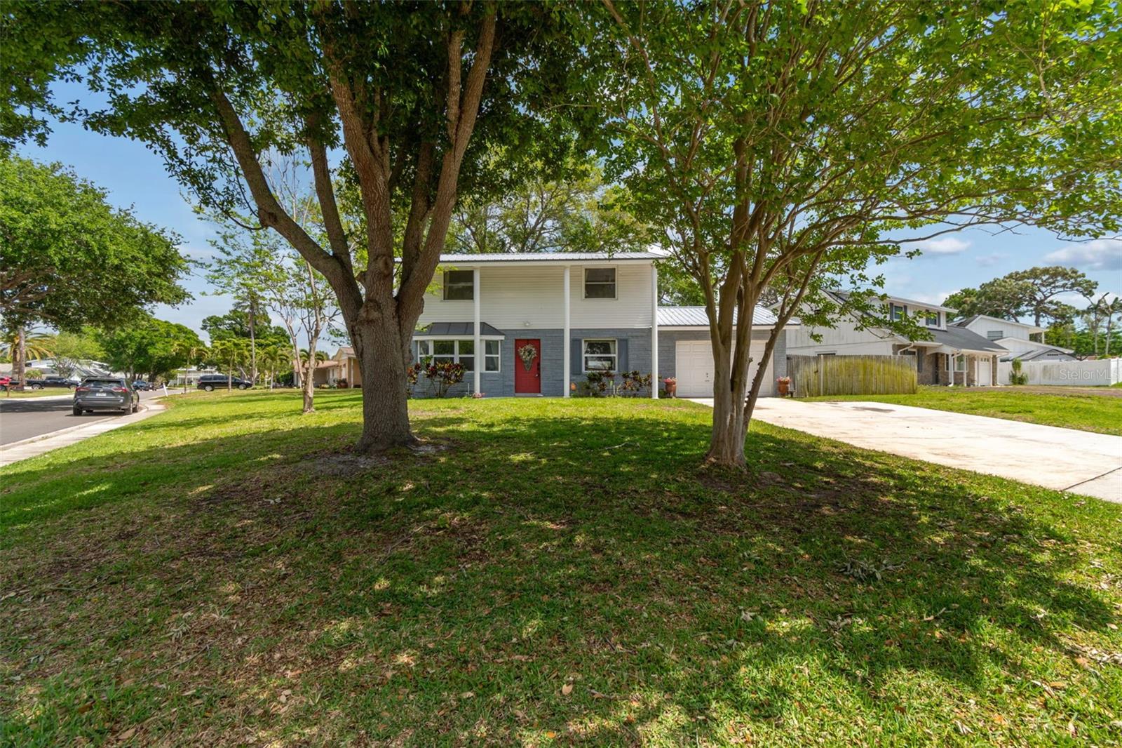 8043 124TH ST, SEMINOLE, FL — photo 3