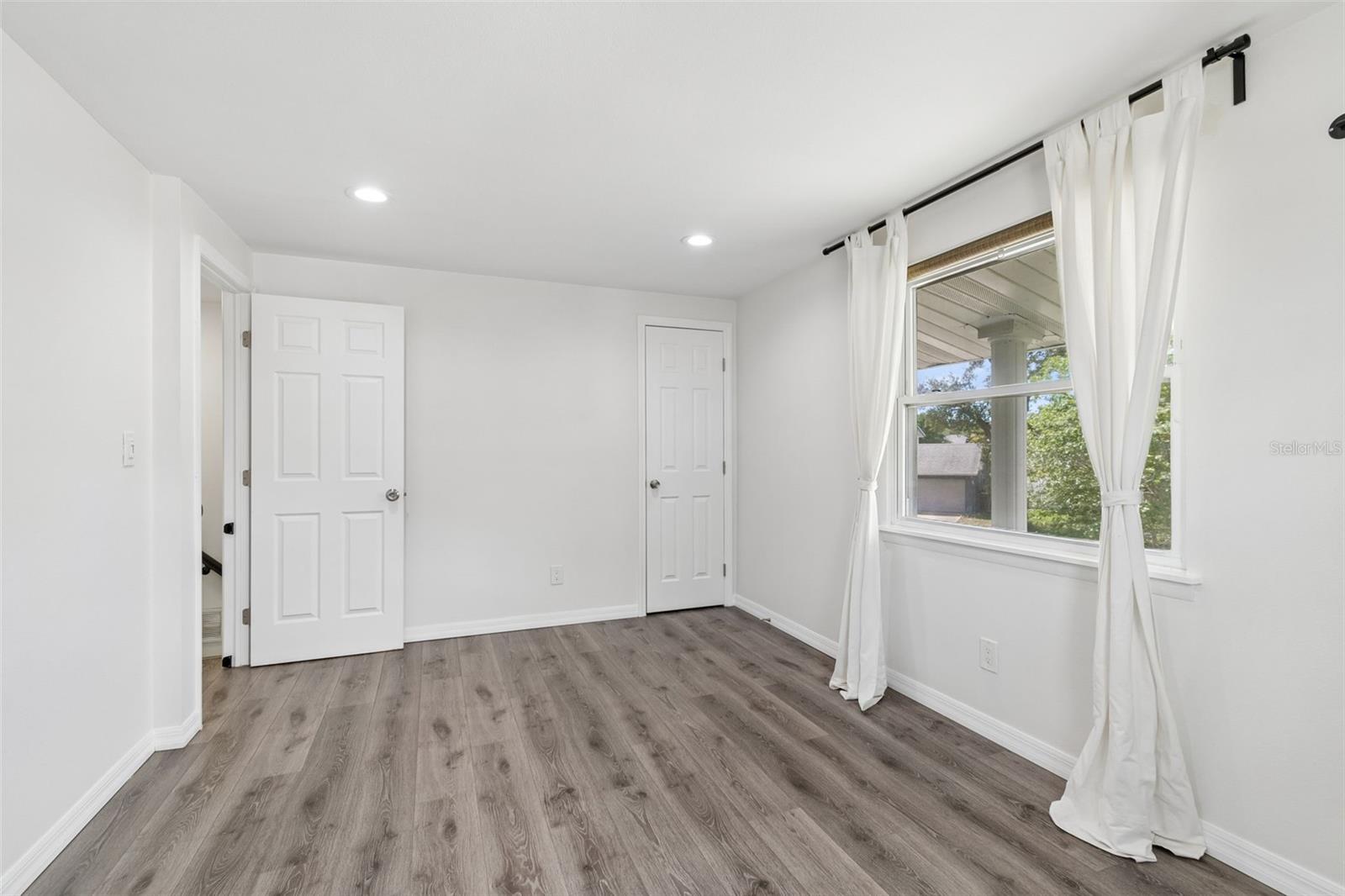 8043 124TH ST, SEMINOLE, FL — photo 39