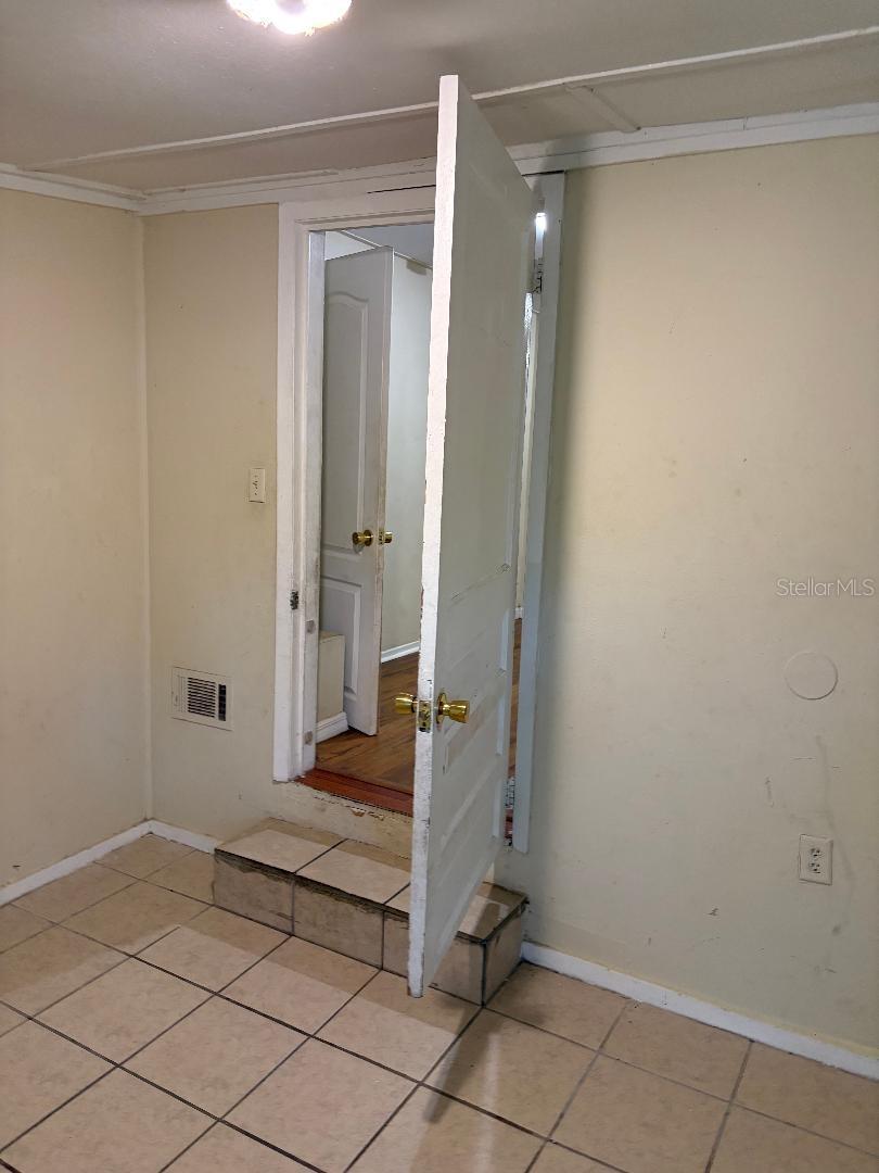 1623 SE 3RD AVE, GAINESVILLE, FL — photo 13