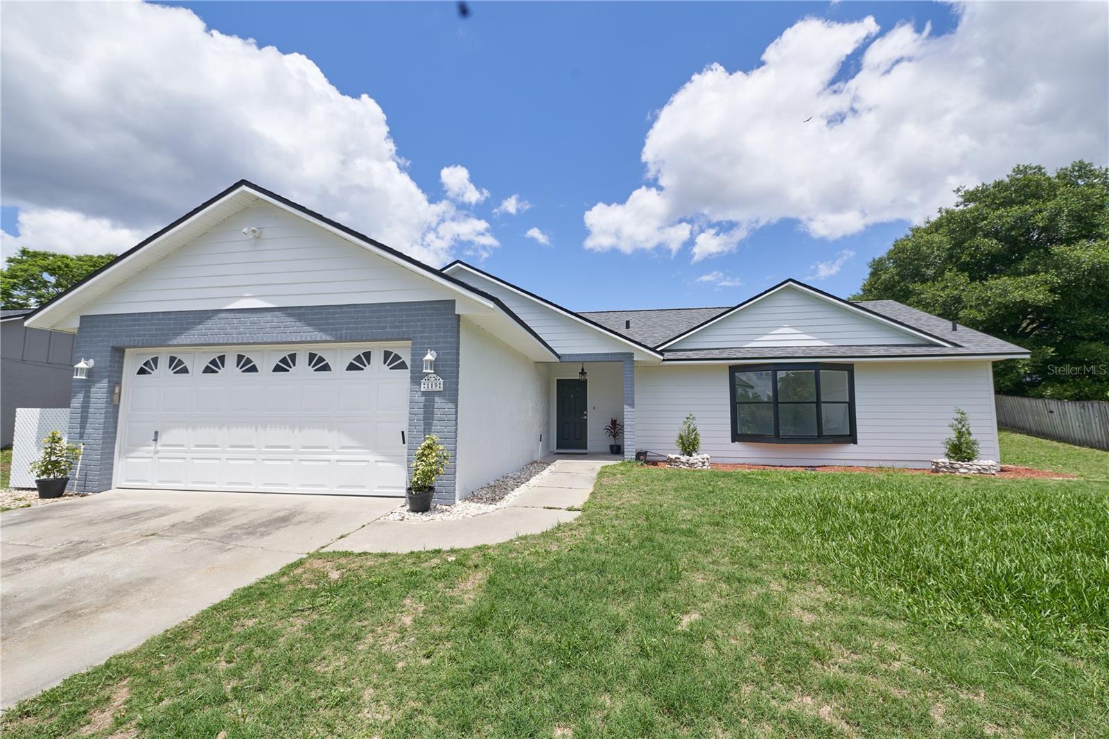 119 RIDGECREST DR, EUSTIS, FL