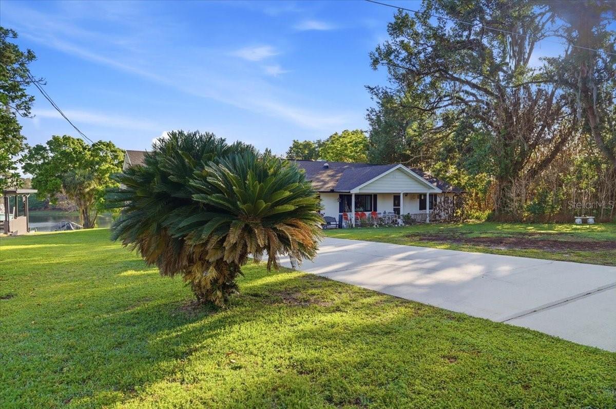 236 W LAKE INA DR, WINTER HAVEN, FL — photo 2