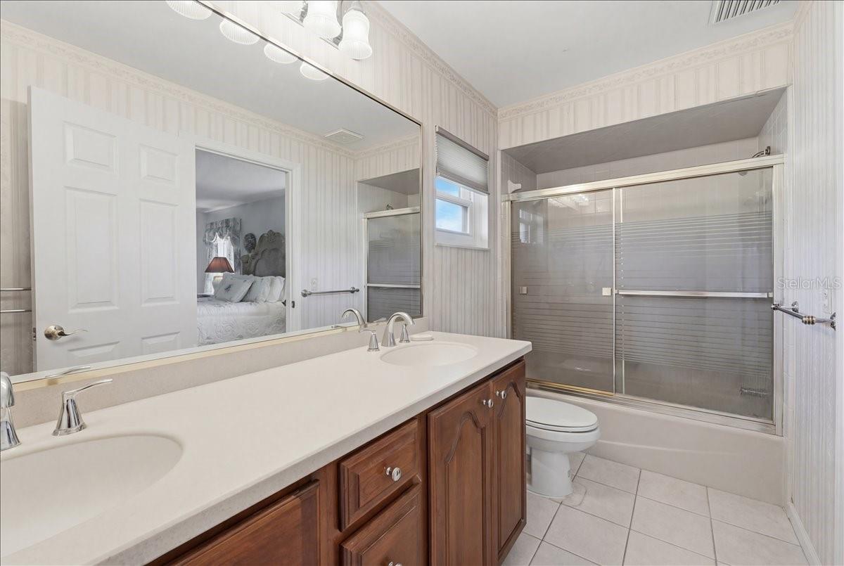 236 W LAKE INA DR, WINTER HAVEN, FL — photo 45