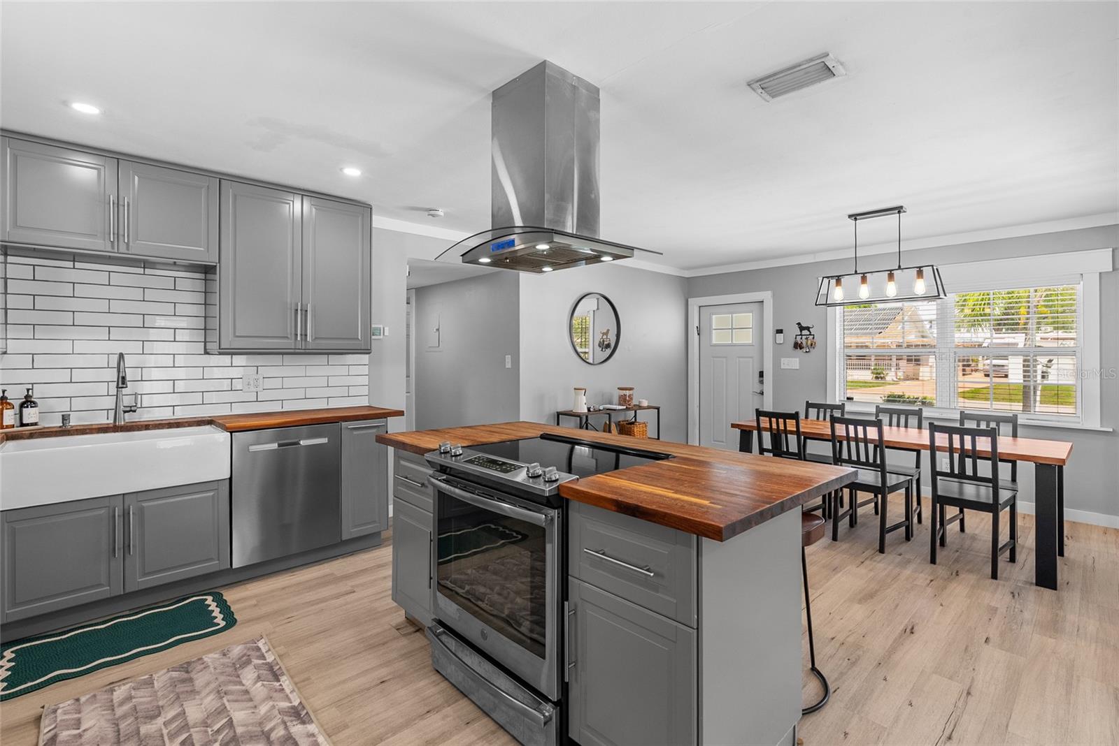 3412 W BAY AVE, TAMPA, FL — photo 11