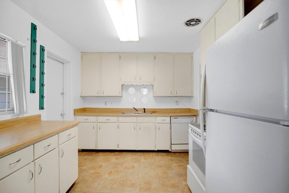2501 BETHAWAY AVE, ORLANDO, FL — photo 9