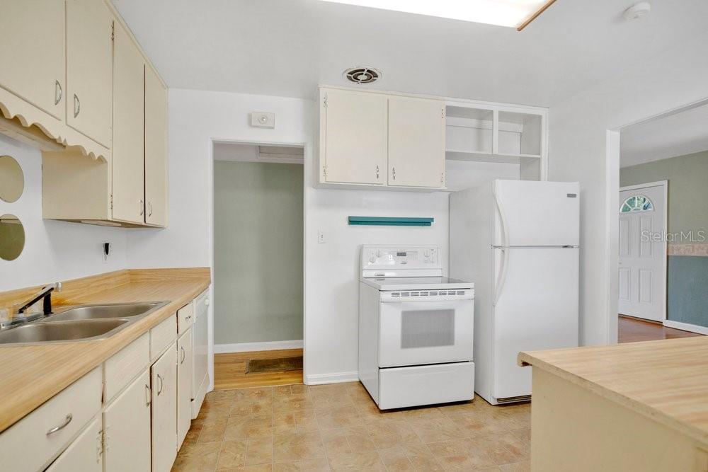 2501 BETHAWAY AVE, ORLANDO, FL — photo 10