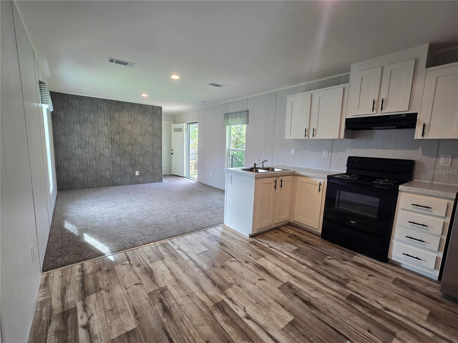 24048 ERMINE RD, ASTOR, FL — photo 23