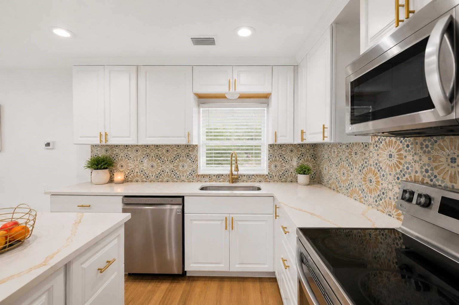 6128 E 111TH AVE, TEMPLE TERRACE, FL — photo 13
