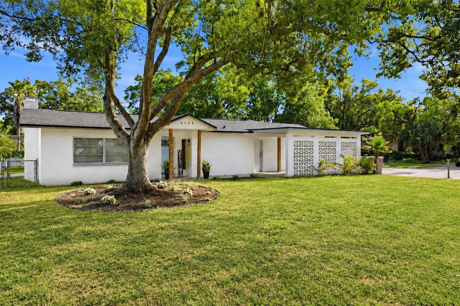 6128 E 111TH AVE, TEMPLE TERRACE, FL — photo 2