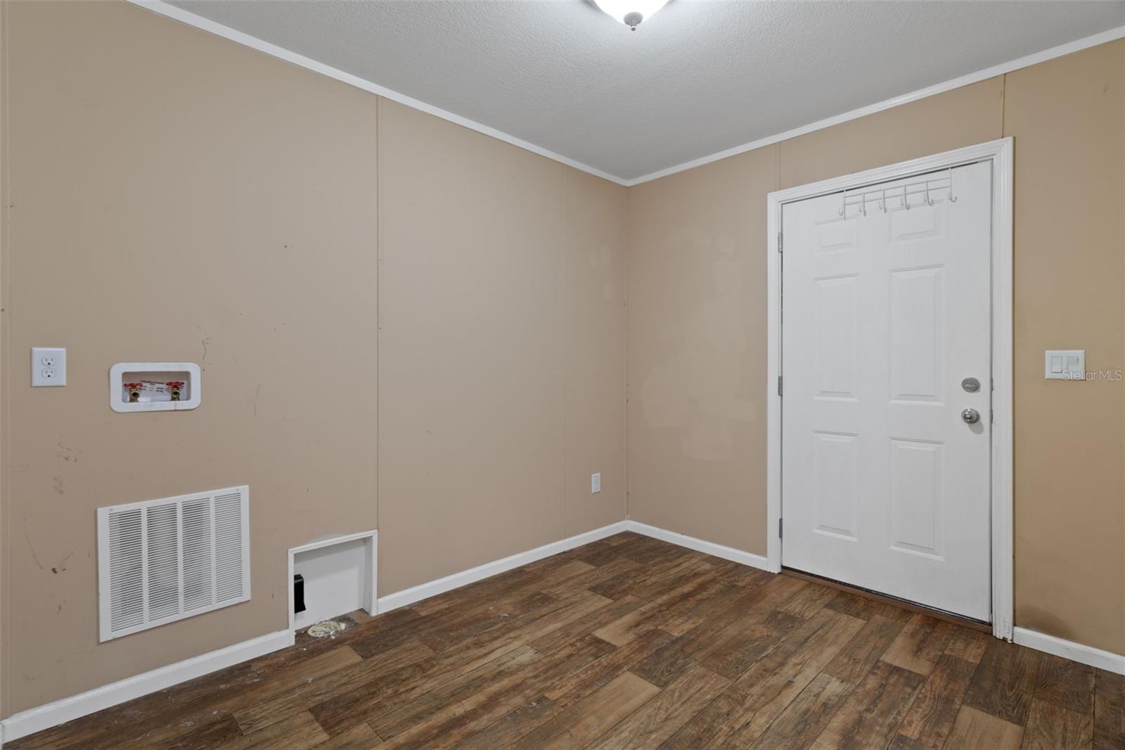 38616 COLEEN AVE, ZEPHYRHILLS, FL — photo 51