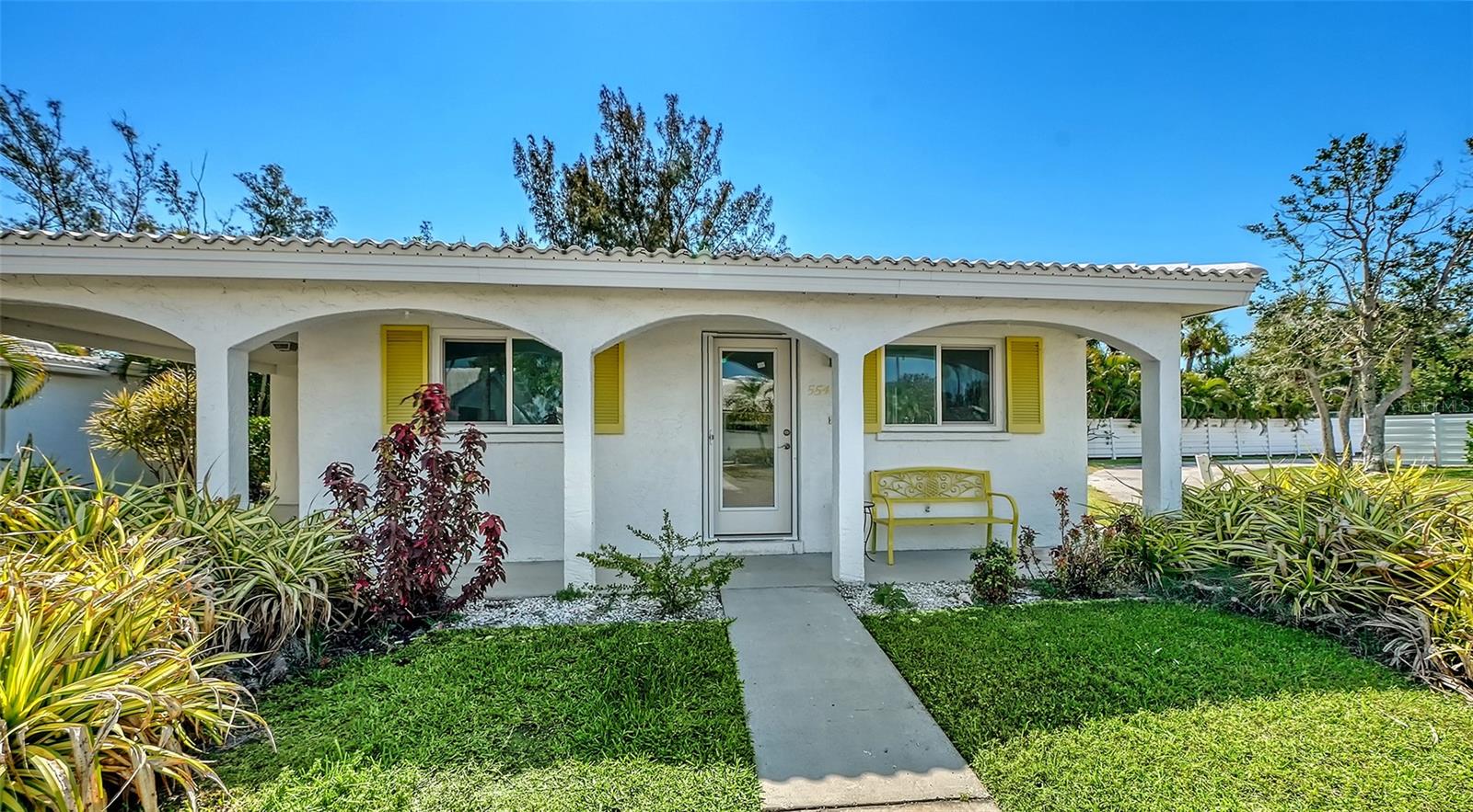 554 SPANISH DR S, LONGBOAT KEY, FL — photo 4