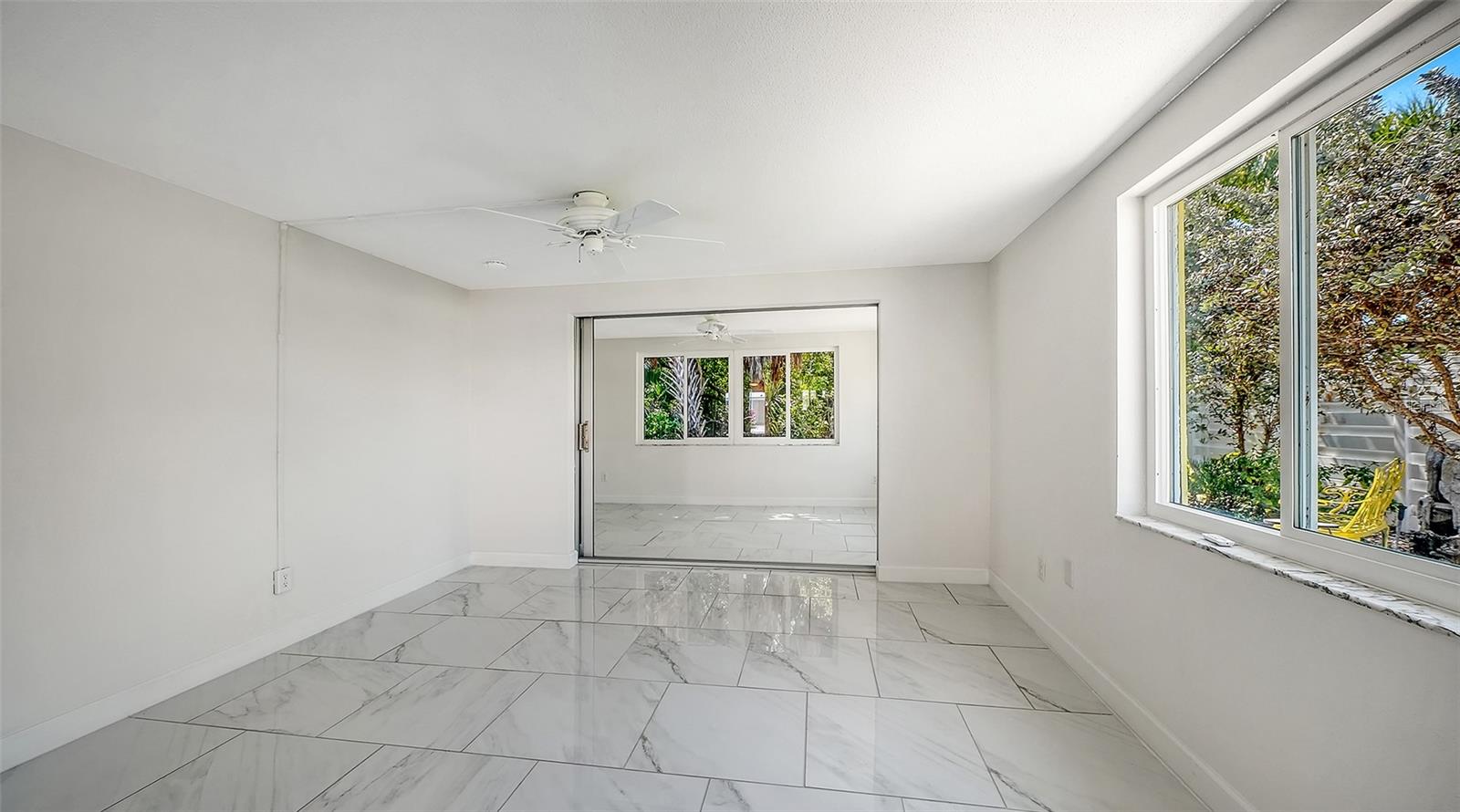 554 SPANISH DR S, LONGBOAT KEY, FL — photo 17