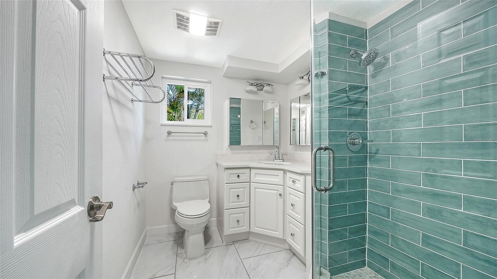 554 SPANISH DR S, LONGBOAT KEY, FL — photo 25
