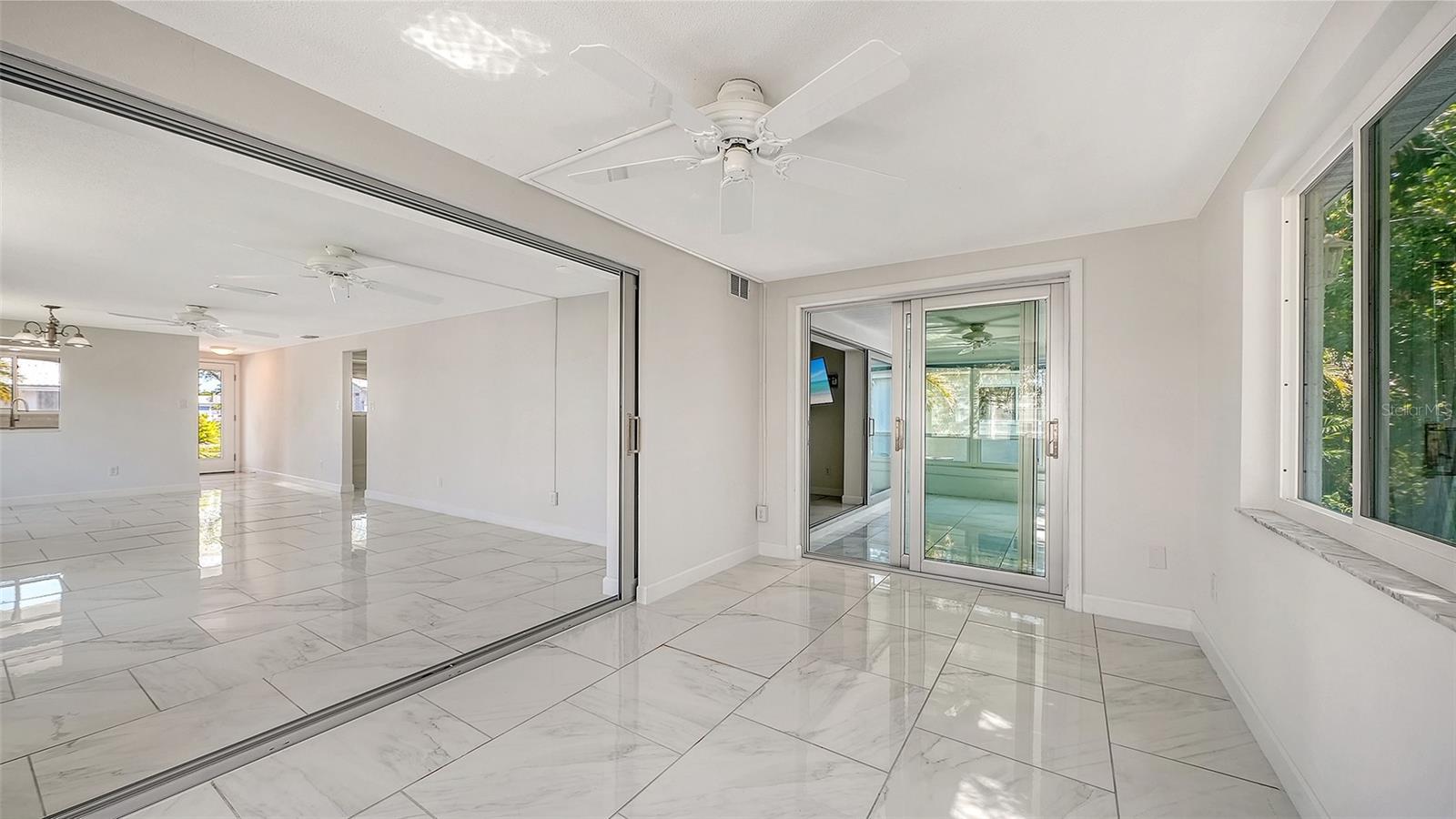 554 SPANISH DR S, LONGBOAT KEY, FL — photo 32