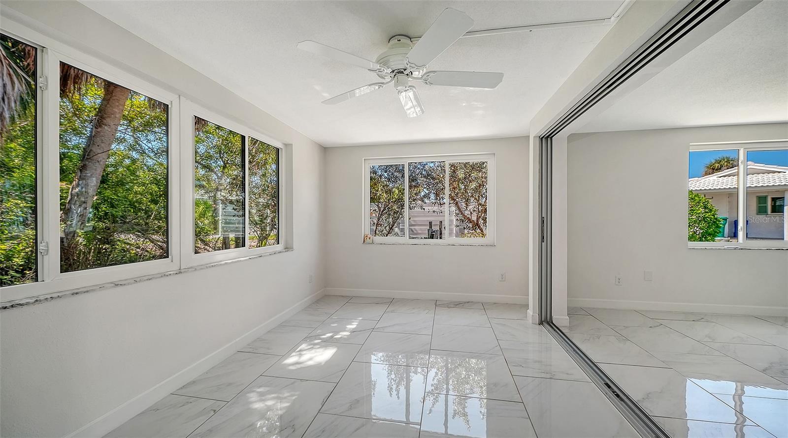 554 SPANISH DR S, LONGBOAT KEY, FL — photo 33